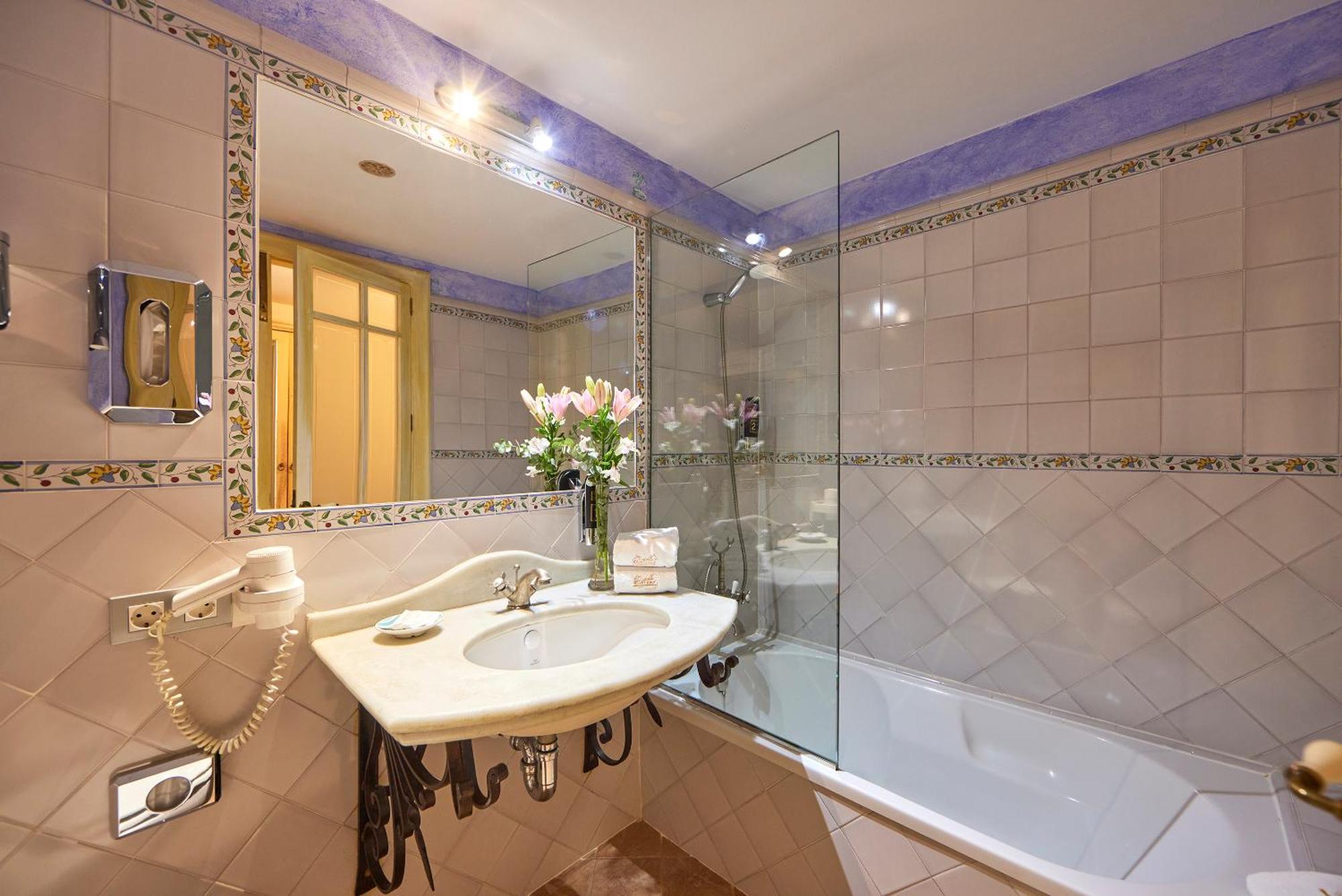 Double Room with Spa Access